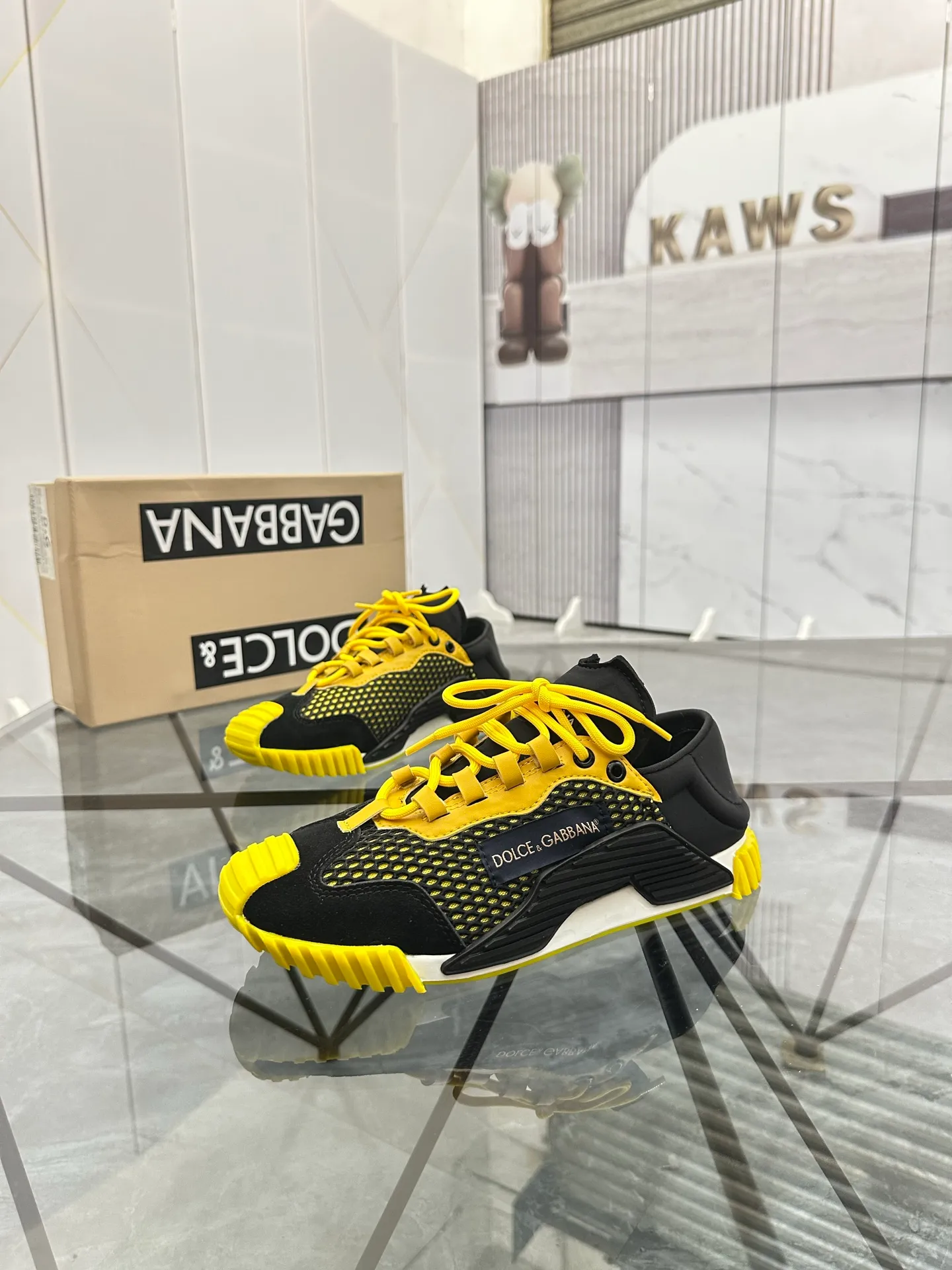 Men's shoes: 💰P440¥ Product trademark: DG "Dolce & Gabbana*" low-top sports shoes Regular size: 35-44 (can be customized to 45.46.) Couple style Product materials: Upper imported cowhide stitching original material, breathable lining, original outsole. Number: 803